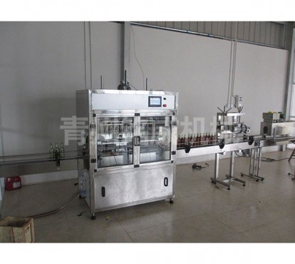 8頭香油灌裝生產(chǎn)線